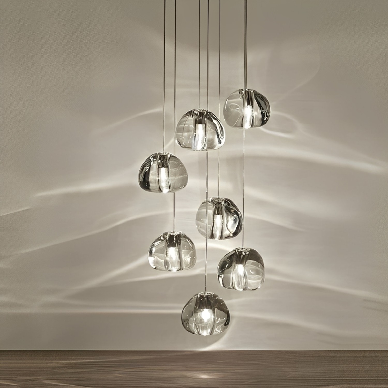 Снимка на Висящ дизайнерски пендел Glass Tears | Кристална стъклена сфера