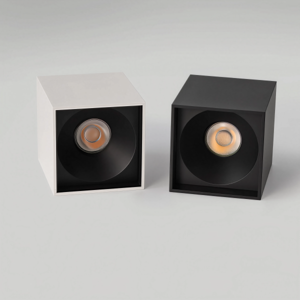 Детайлно изображение на Кубична LED луна за открит монтаж DORA SQ | 10W | 3000K Снимка на Кубична LED луна за открит монтаж DORA SQ | 10W | 3000K