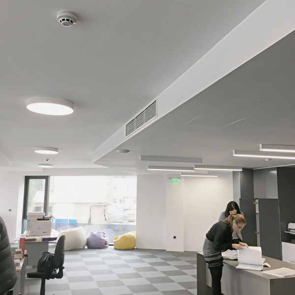 Детайлно изображение на Кръгла LED плафониера Veny M | Два размера | 3000K Снимка на Кръгла LED плафониера Veny M | Два размера | 3000K