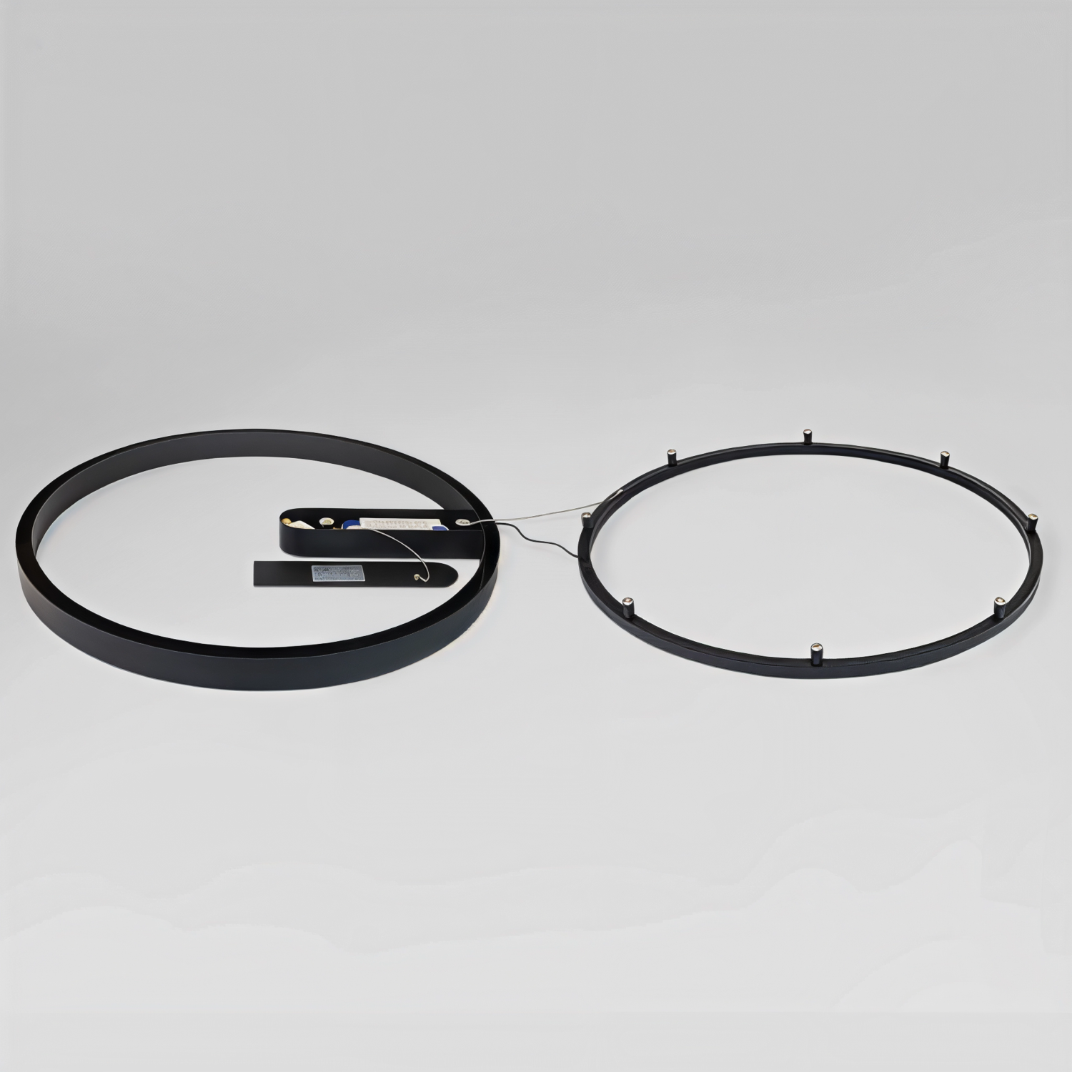 Снимка на Черен кръгъл LED плафон Minimal | G-образен | 60cm | 45W