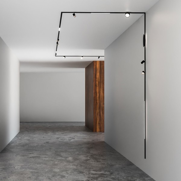 Снимка на Магнитен профил 15PCB OM за открит монтаж 24V - Curve Line