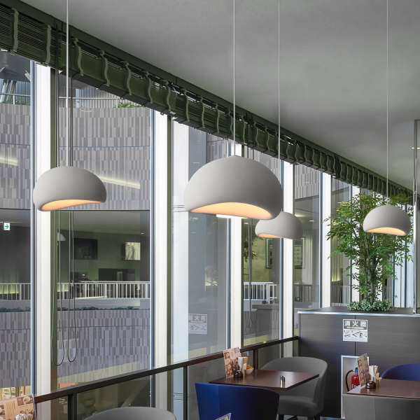 Снимка на Висяща лампа от смола Vali | Сива| Скулптурна форма