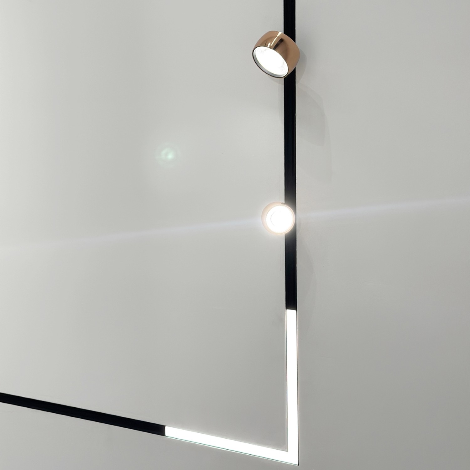 Снимка на Ъглов LED модул Angle Magnet за магнитна система 23 mm Slim - Релсово осветление