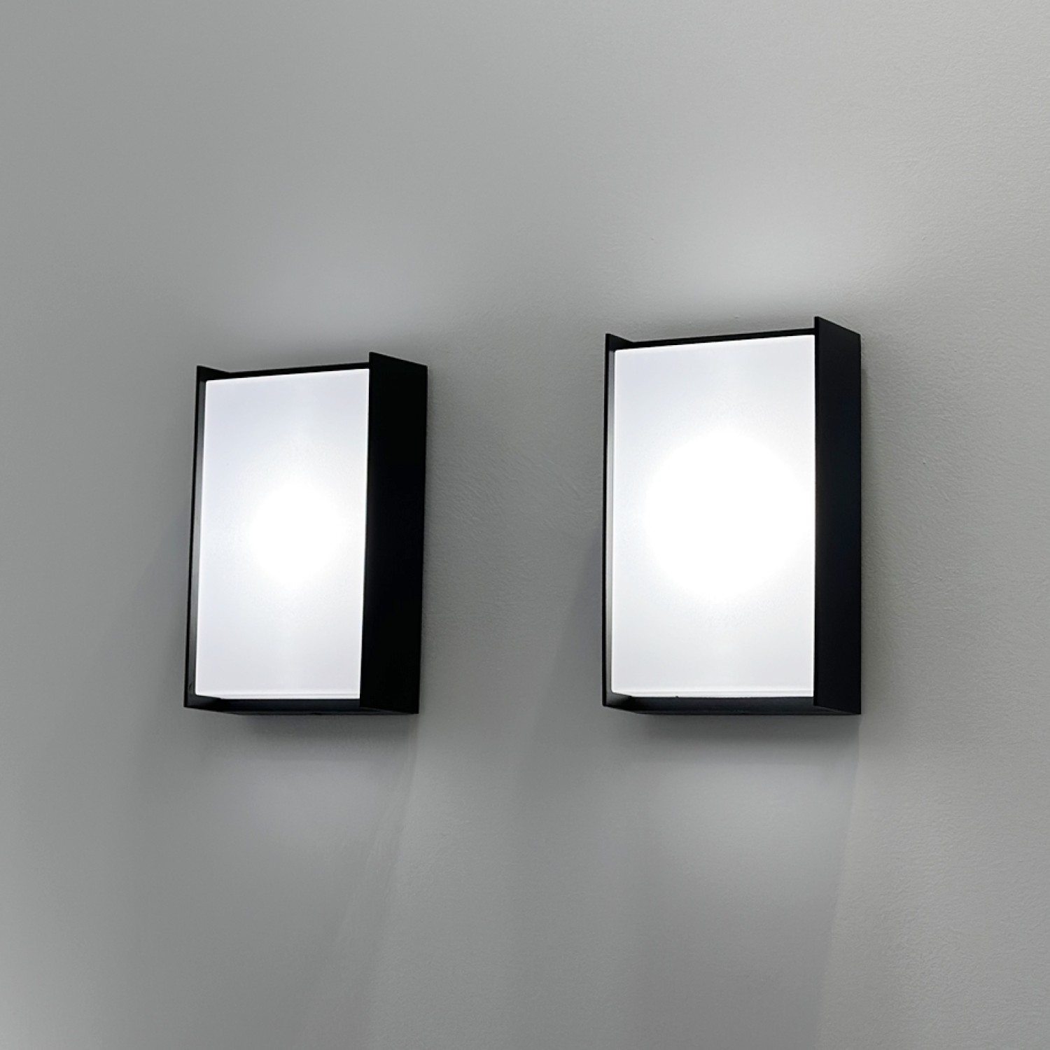 Снимка на Фасадна влагозащитена лампа Brick | IP65 | 10W | 3000K