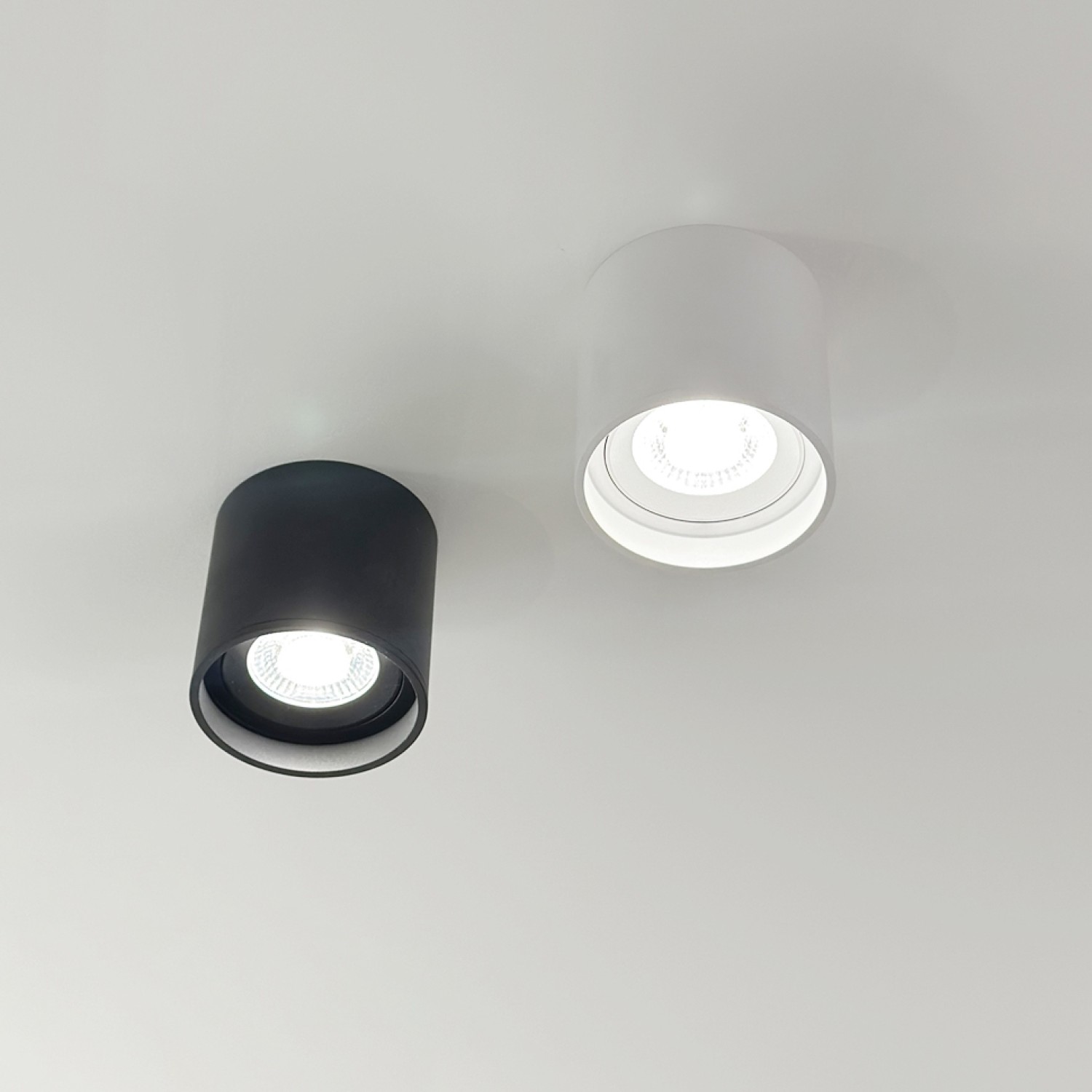 Снимка на LED луна за външен монтаж Dora RD | Цилиндрична | 3000K | 11W