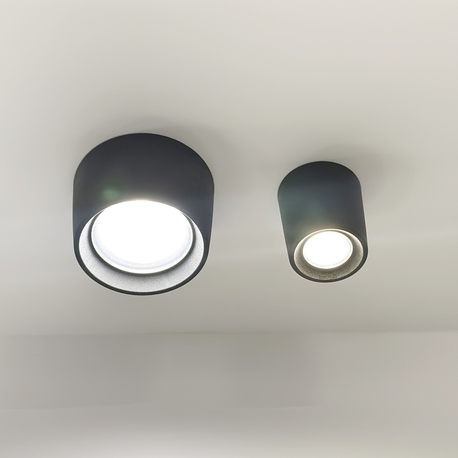 Снимка на Цилиндрична луна за външен монтаж Livia 90 | GU10 | 6W