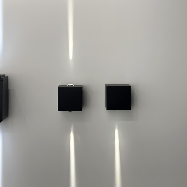 Снимка на Фасаден LED аплик Spectra Down и Up&Down с 2 лъча | 3000K | IP65