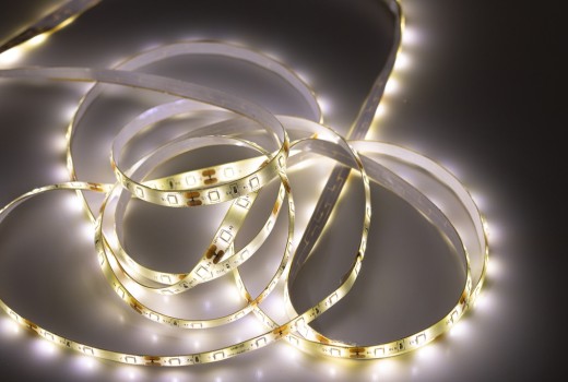 Как да изберете LED лента според ширината и плътността на диодите