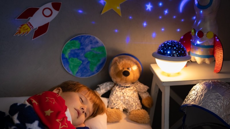 Как да направим LED звездно небе в детската стая?