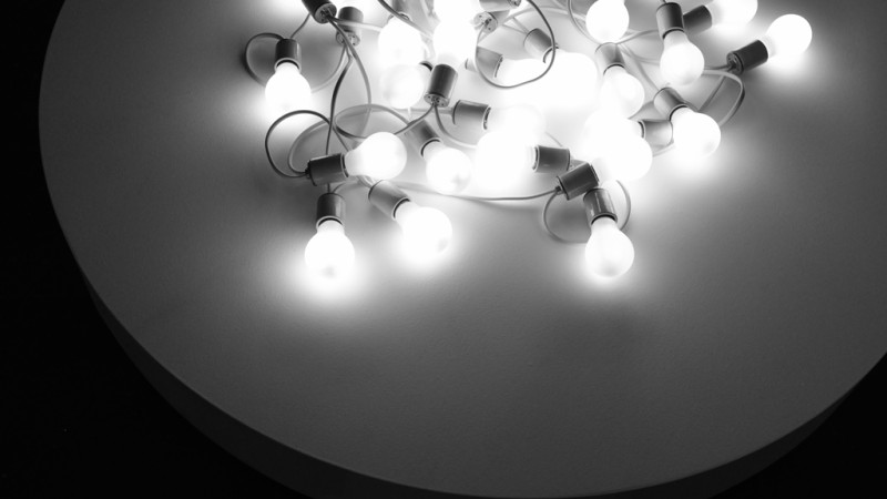 Как LED осветлението може да намали сметката за ток у дома с над 50%