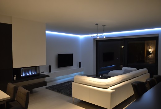 Как да сложим осветление зад телевизора?