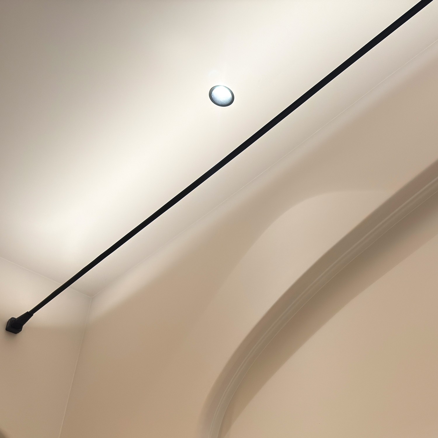 Снимка на Алуминиев гъвкав профил за LED ленти Skyline (18x8мм) - Профили за LED ленти