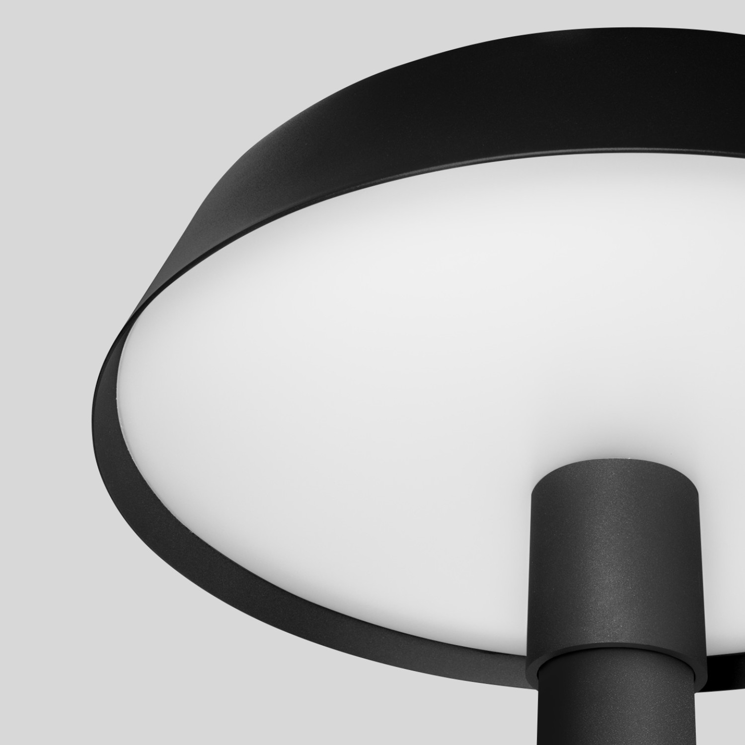 Детайлно изображение на Улична LED лампа SOLO | 360° разсейване | 50W | 3000K Снимка на Улична LED лампа SOLO | 360° разсейване | 50W | 3000K