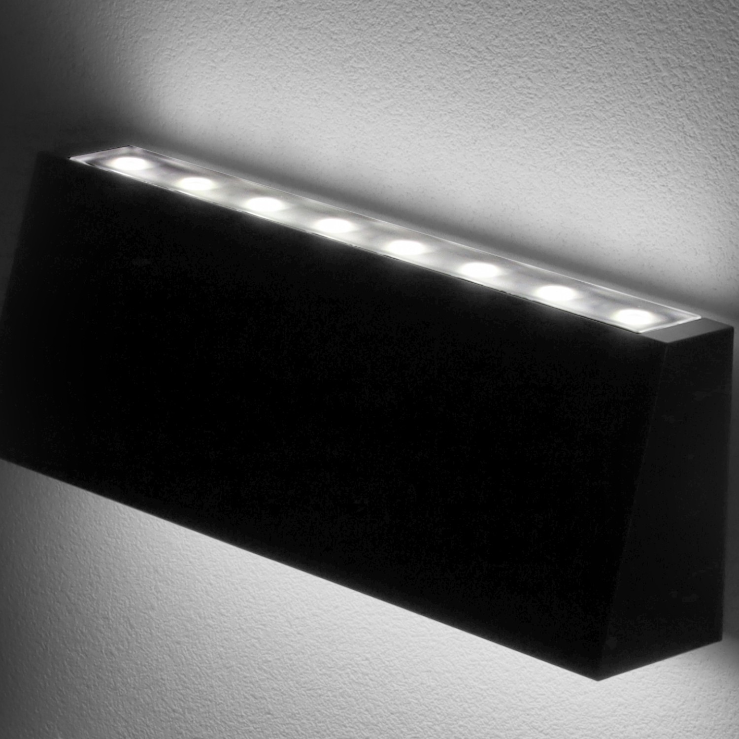 Детайлно изображение на Соларен фасаден LED аплик Tilt | Двупосочна | Черен Снимка на Соларен фасаден LED аплик Tilt | Двупосочна | Черен