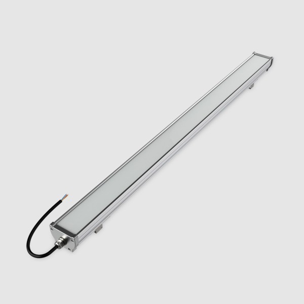 Снимка на Индустриално линейно LED тяло Titan | IP65 | 4000K | IK08 удароустойчивост