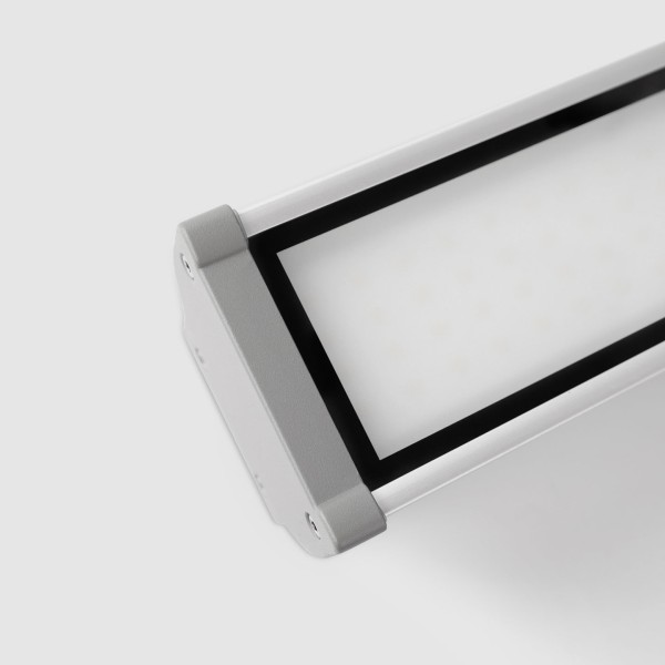Снимка на Индустриално линейно LED тяло Titan | IP65 | 4000K | IK08 удароустойчивост