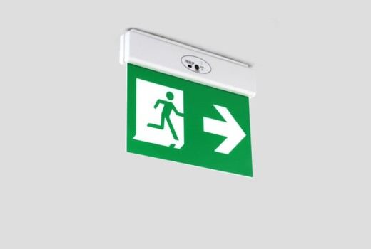 Колко време работят аварийните лампи при прекъсване на електрозахранването