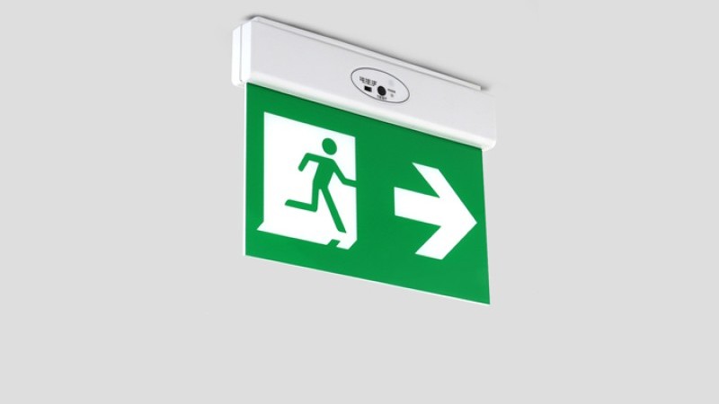 Колко време работят аварийните лампи при прекъсване на електрозахранването