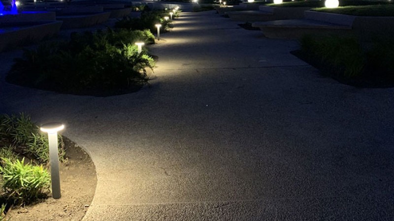 Как да планирате градинското осветление стъпка по стъпка (без грешки)