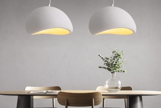 Каква е правилната височина на висящата лампа над трапезната маса