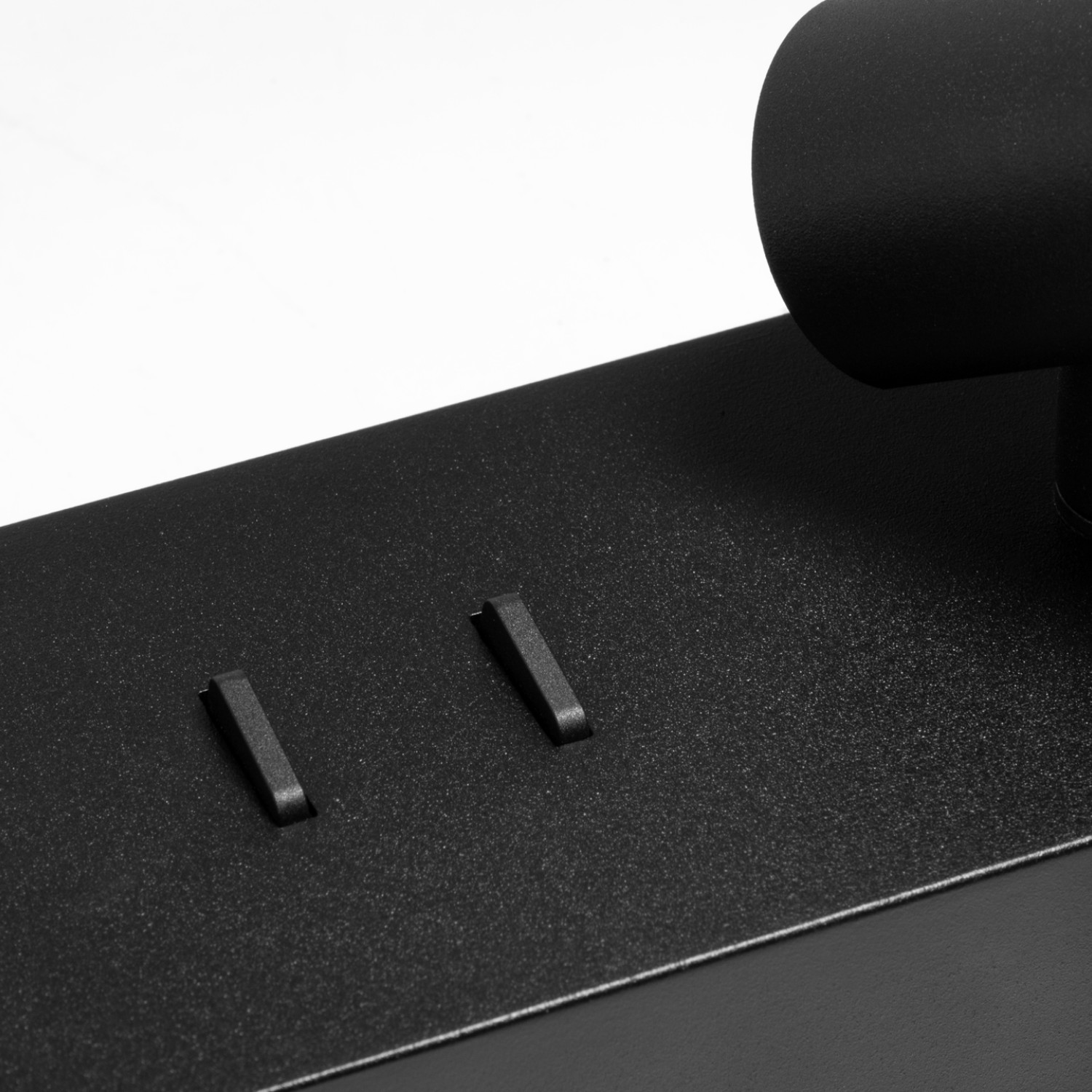 Снимка на Стенен аплик Kora с насочена светлина за четене и фоново осветление