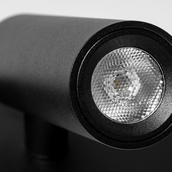 Снимка на Стенен аплик Kora с насочена светлина за четене и фоново осветление