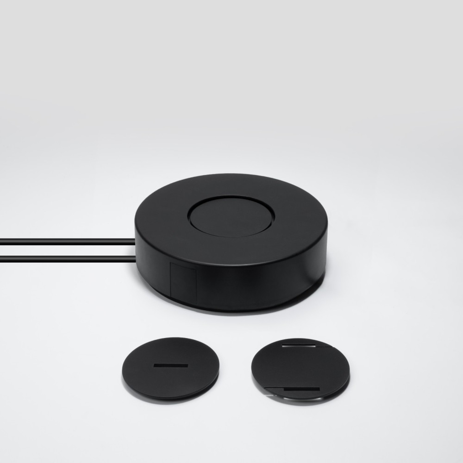 Снимка на Кръгла подова захранваща розетка ОМ за колан Belt (100W) - Belt System 25mm