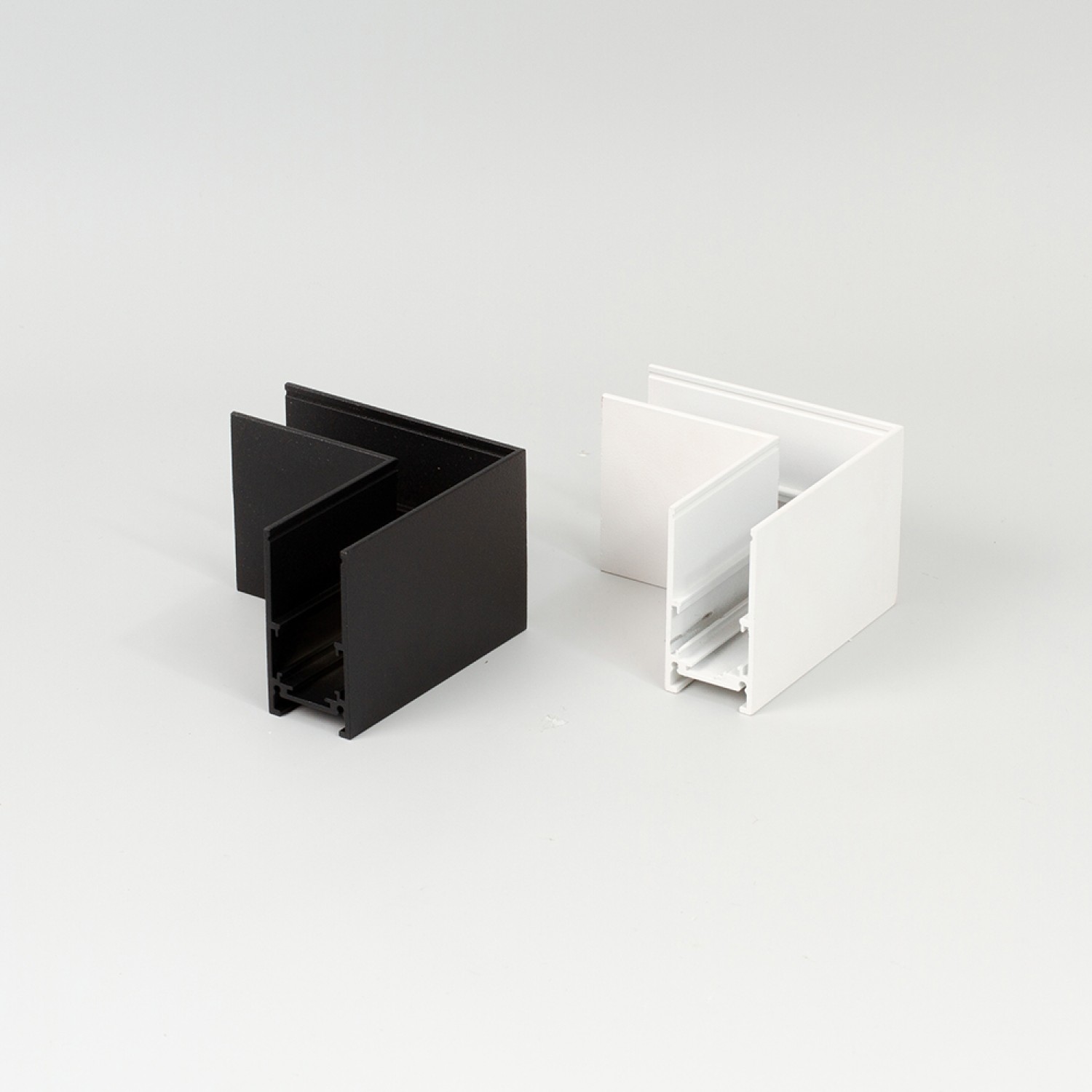 Снимка на L-връзка за магнитен профил ОМ 23 mm Таван-Таван 80x80 мм - Flex Acoustic 23mm