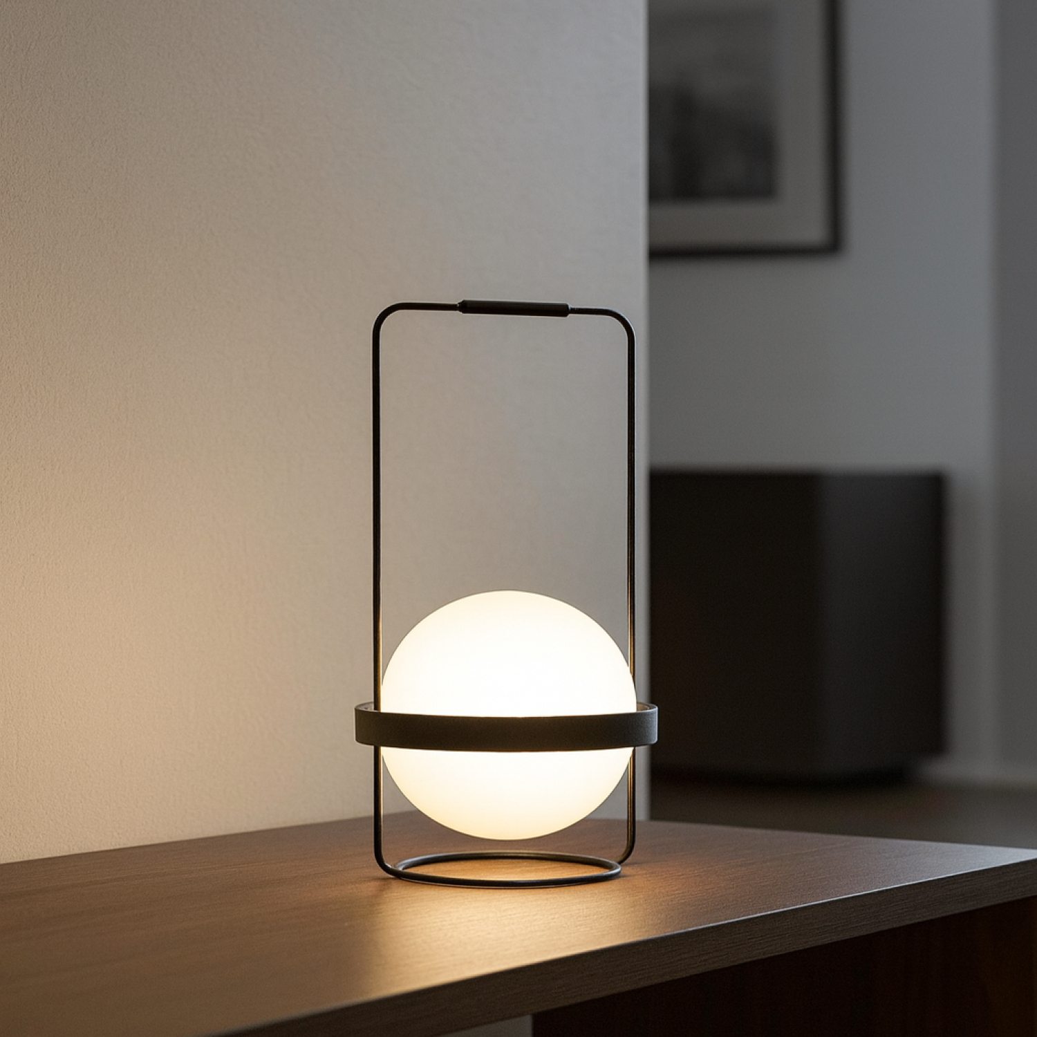 Детайлно изображение на Настолна LED лампа Astro Table | Планета | 12W | Черна Снимка на Настолна LED лампа Astro Table | Планета | 12W | Черна