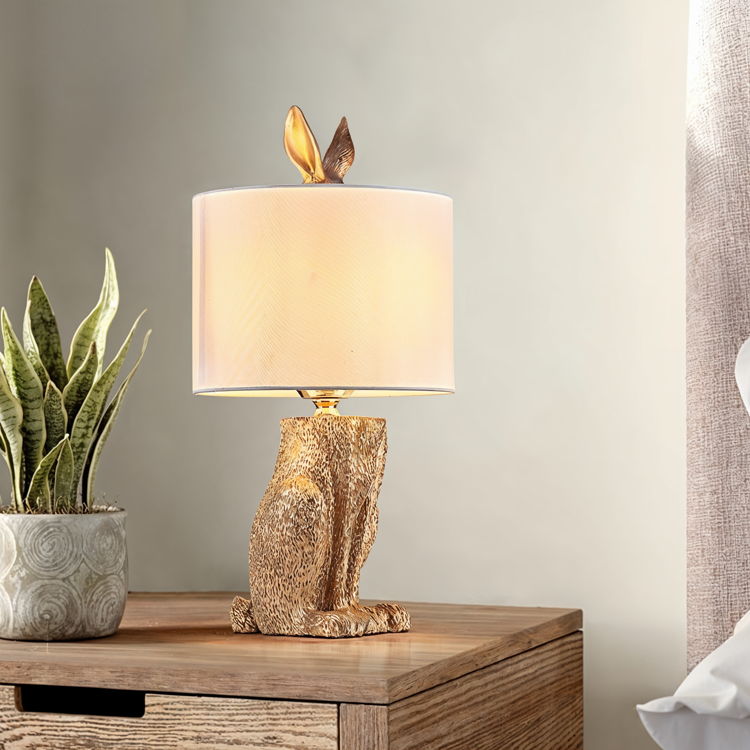 Снимка на Настолна лампа със заешка фигура Bunny Mask | 50cm | E27