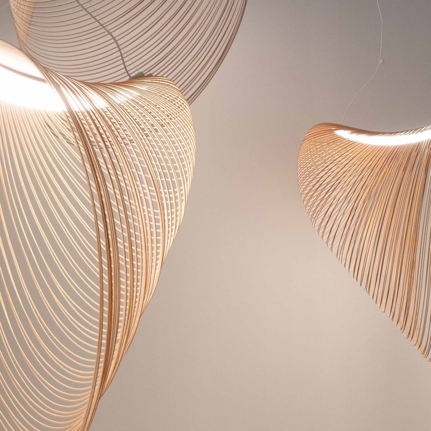 Снимка на Висящ LED пендел Finn | Бамбукови нишки | Кафяв | 3000K