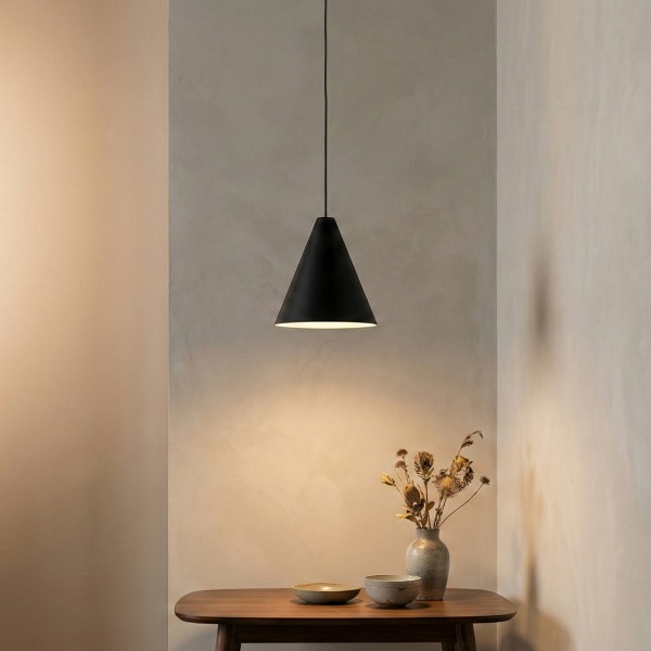 Детайлно изображение на Висяща LED лампа Radiant PS | 250mm | Конусовидна | 7W | Черна Снимка на Висяща LED лампа Radiant PS | 250mm | Конусовидна | 7W | Черна