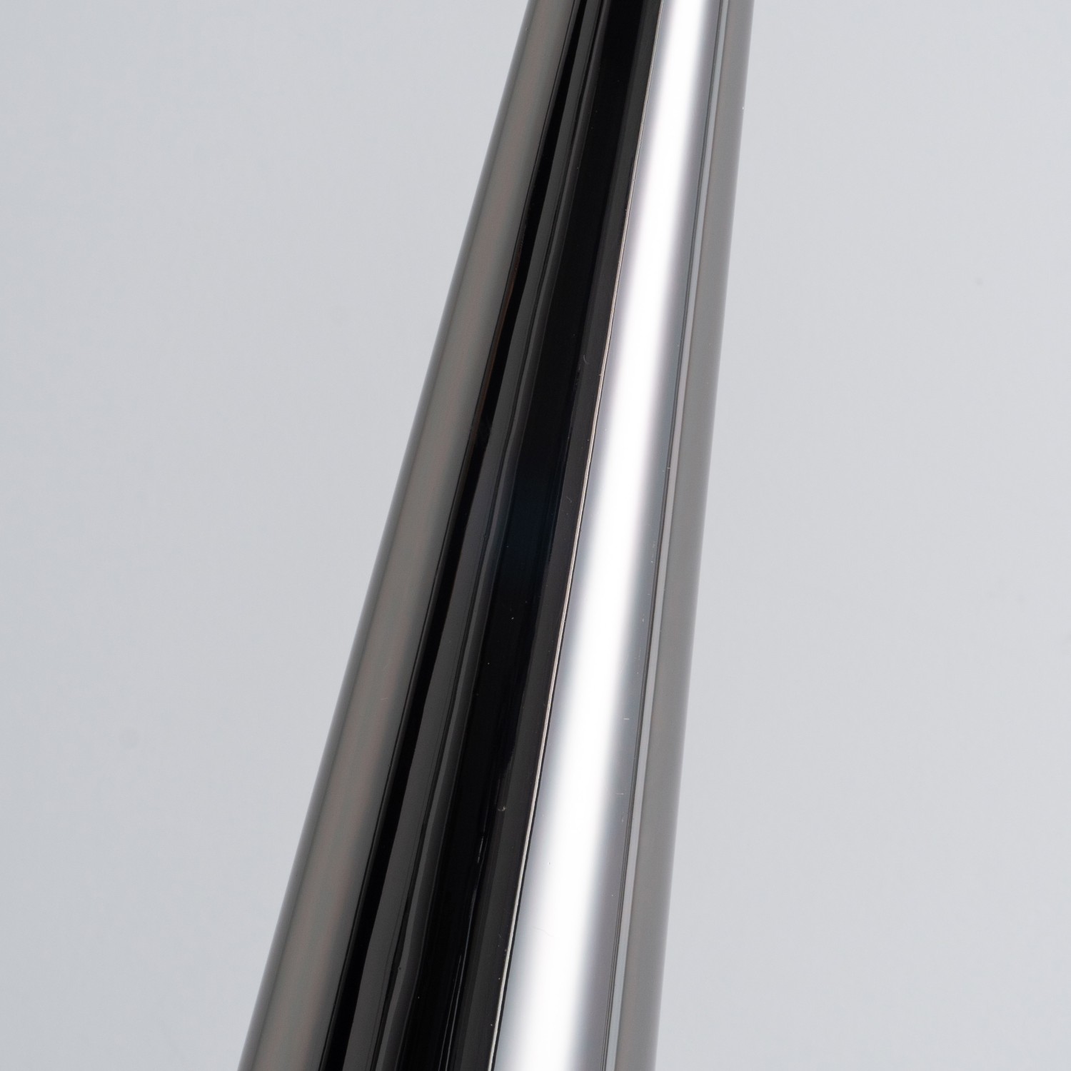 Снимка на Наземна лампа Ruby с метален конус | 12W | 3000K | 143cm