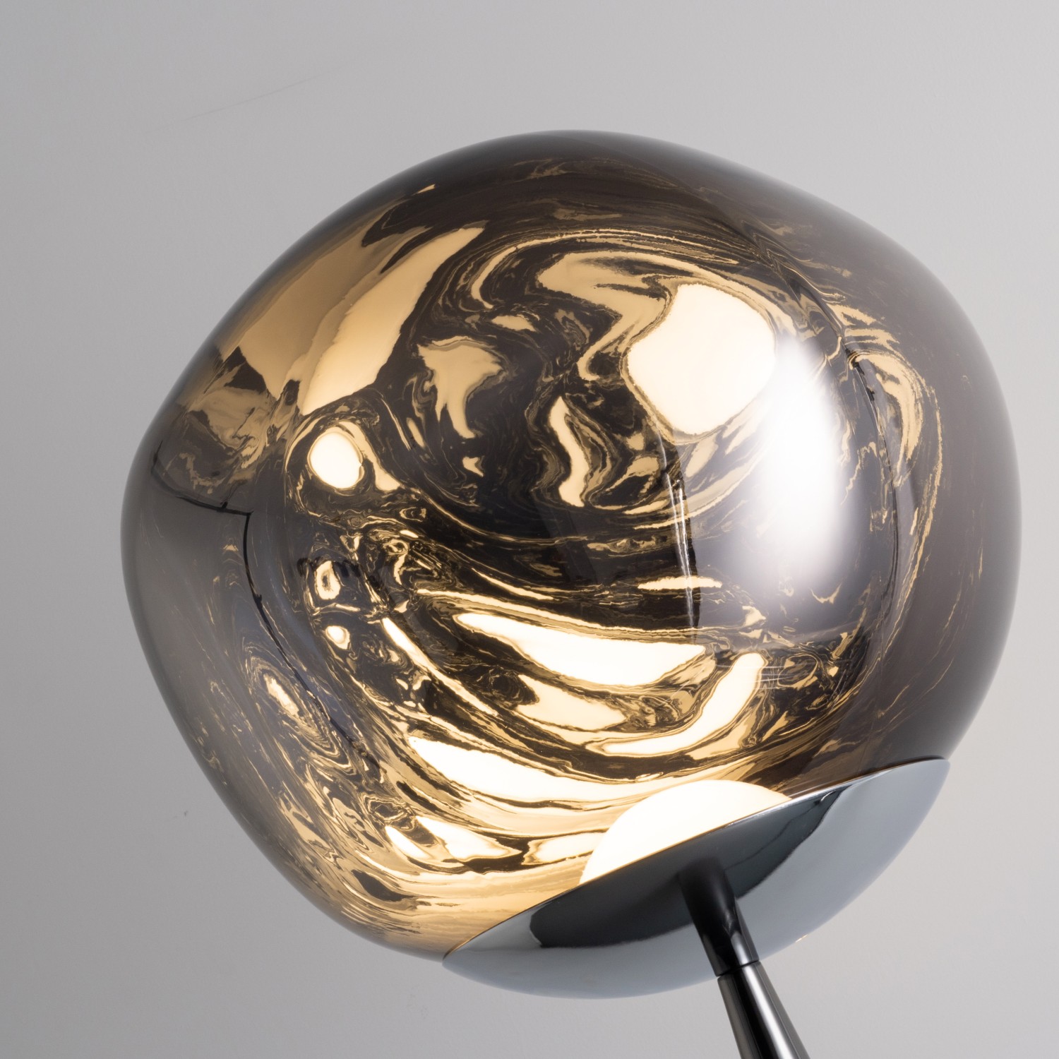 Снимка на Наземна лампа Ruby с метален конус | 12W | 3000K | 143cm