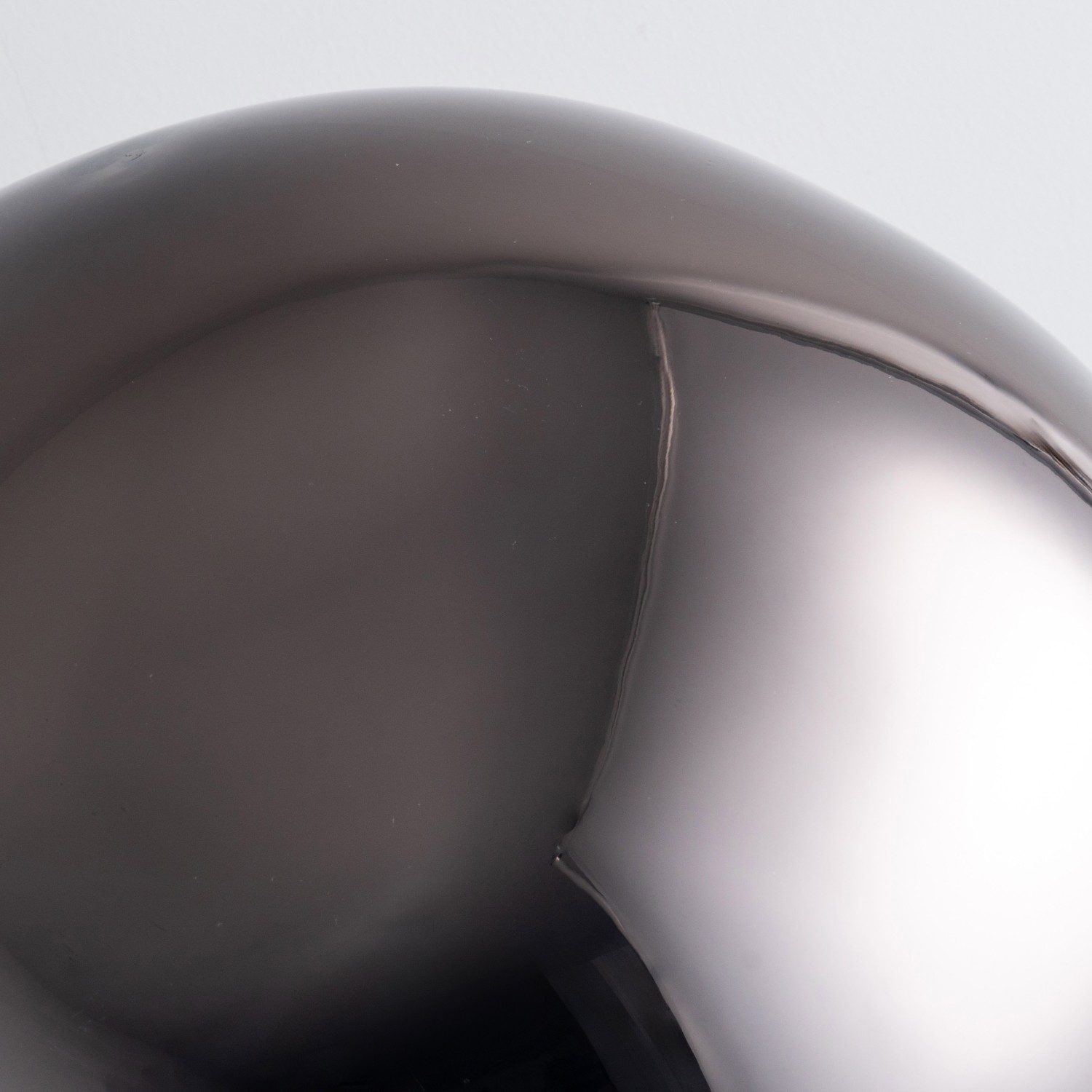 Детайлно изображение на Настолна дизайнерска LED лампа Ruby | Метален конус | 3000K | 6W | 58cm Снимка на Настолна дизайнерска LED лампа Ruby | Метален конус | 3000K | 6W | 58cm