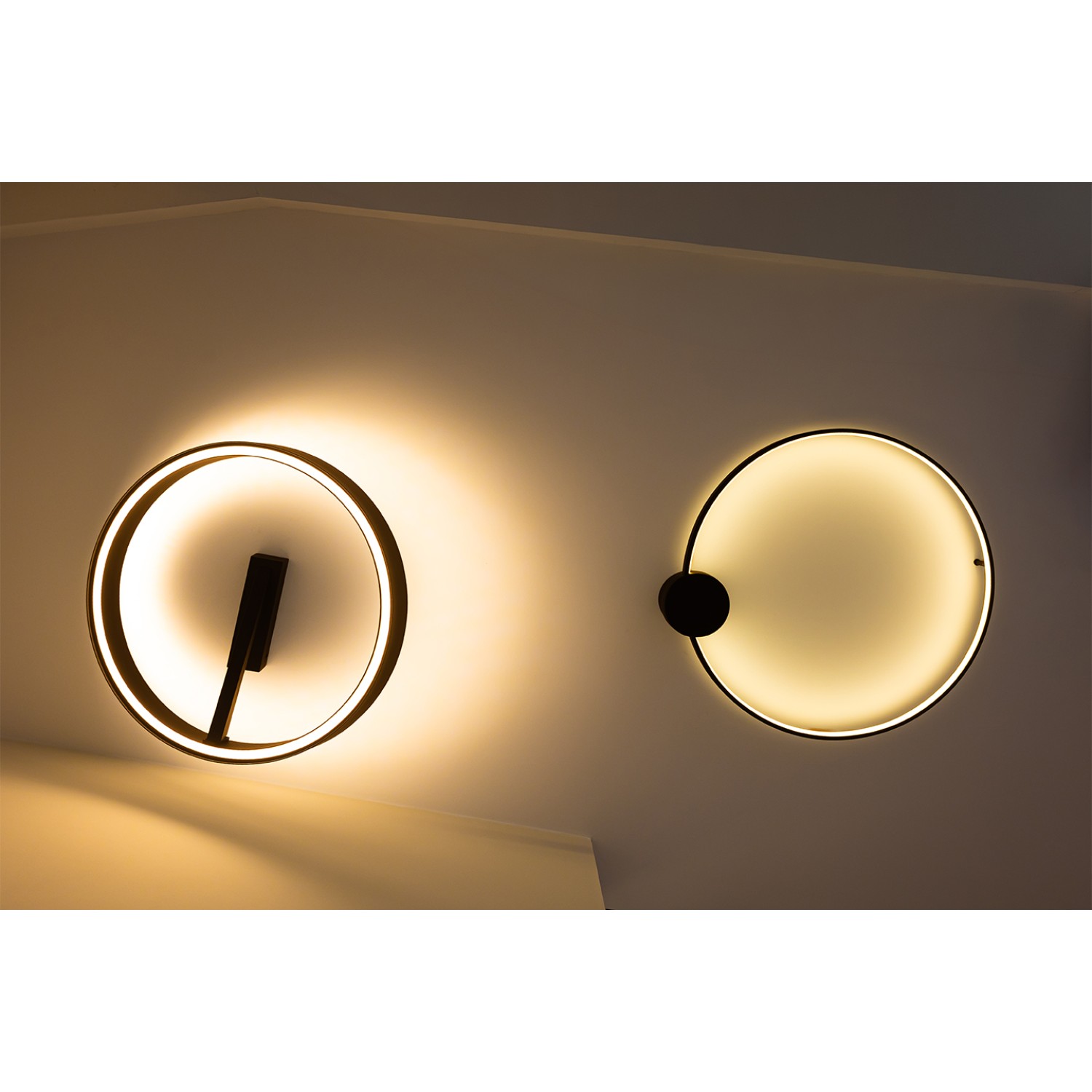 Кръгъл LED плафон Minimal | Черен | G-образен | 60cm | 45W Кръгъл LED плафон Minimal | Черен | G-образен | 60cm | 45W