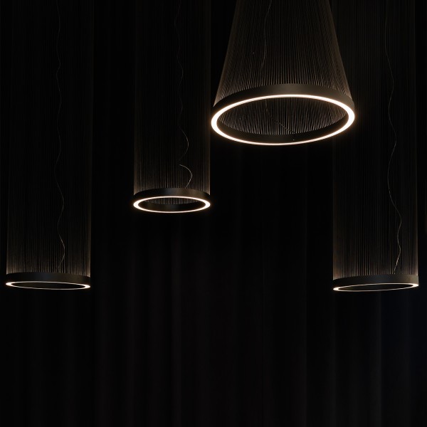 Висящ LED пендел Verto M | Цилиндричен | 20W | 3000K | Черен Висящ LED пендел Verto M | Цилиндричен | 20W | 3000K | Черен