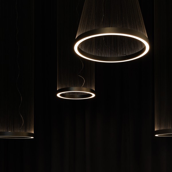 Висящ LED пендел Verto | Конусовиден | 32W | 3000K | Черен