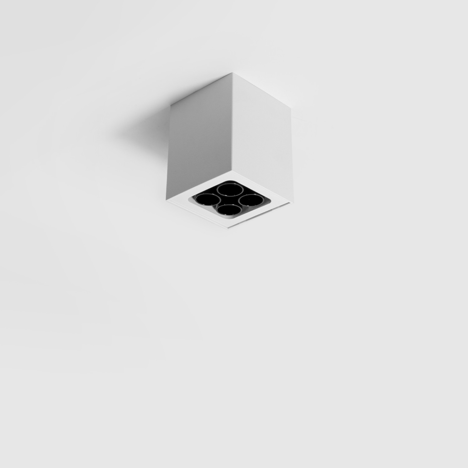 Снимка на LED луна за открит монтаж Clamp Cube