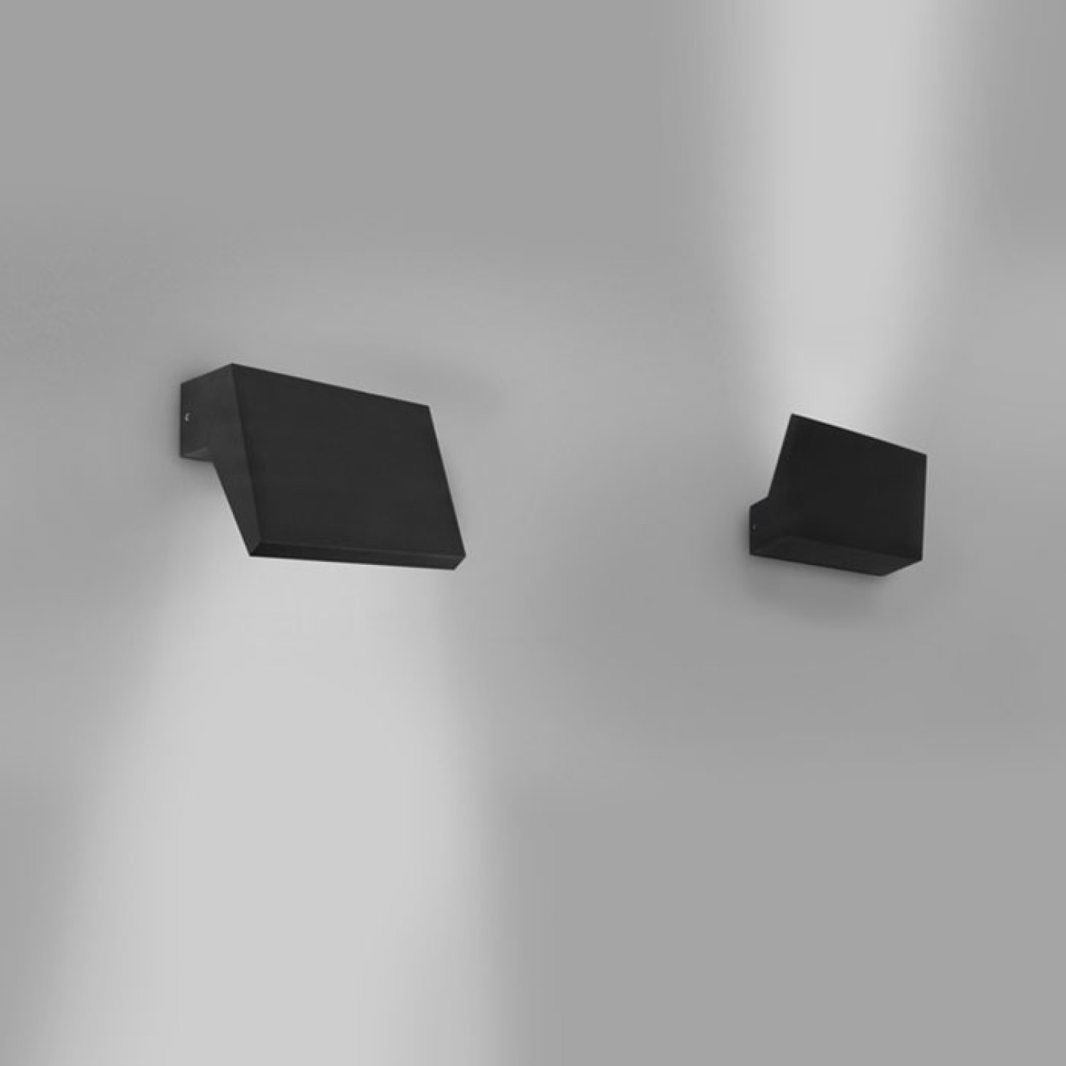 Детайлно изображение на Фасаден LED аплик с регулируем ъгъл Twinkle AJ | 13W | 3000K | IP65 Снимка на Фасаден LED аплик с регулируем ъгъл Twinkle AJ | 13W | 3000K | IP65