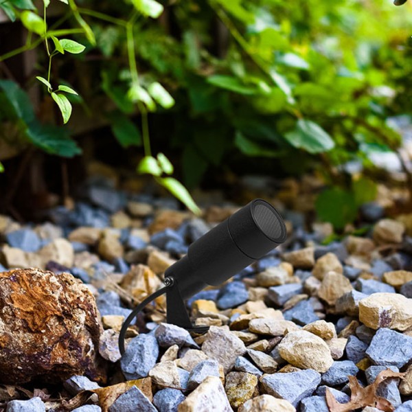 Снимка на Градински LED спот Macro | Регулируем ъгъл | 6W | IP65 | 3000K