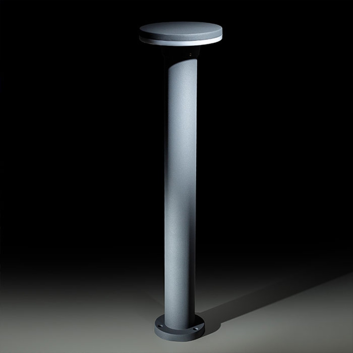 Детайлно изображение на Градински LED стълб Way | Лъч 360° | 12W | 3000K | IP65 Снимка на Градински LED стълб Way | Лъч 360° | 12W | 3000K | IP65