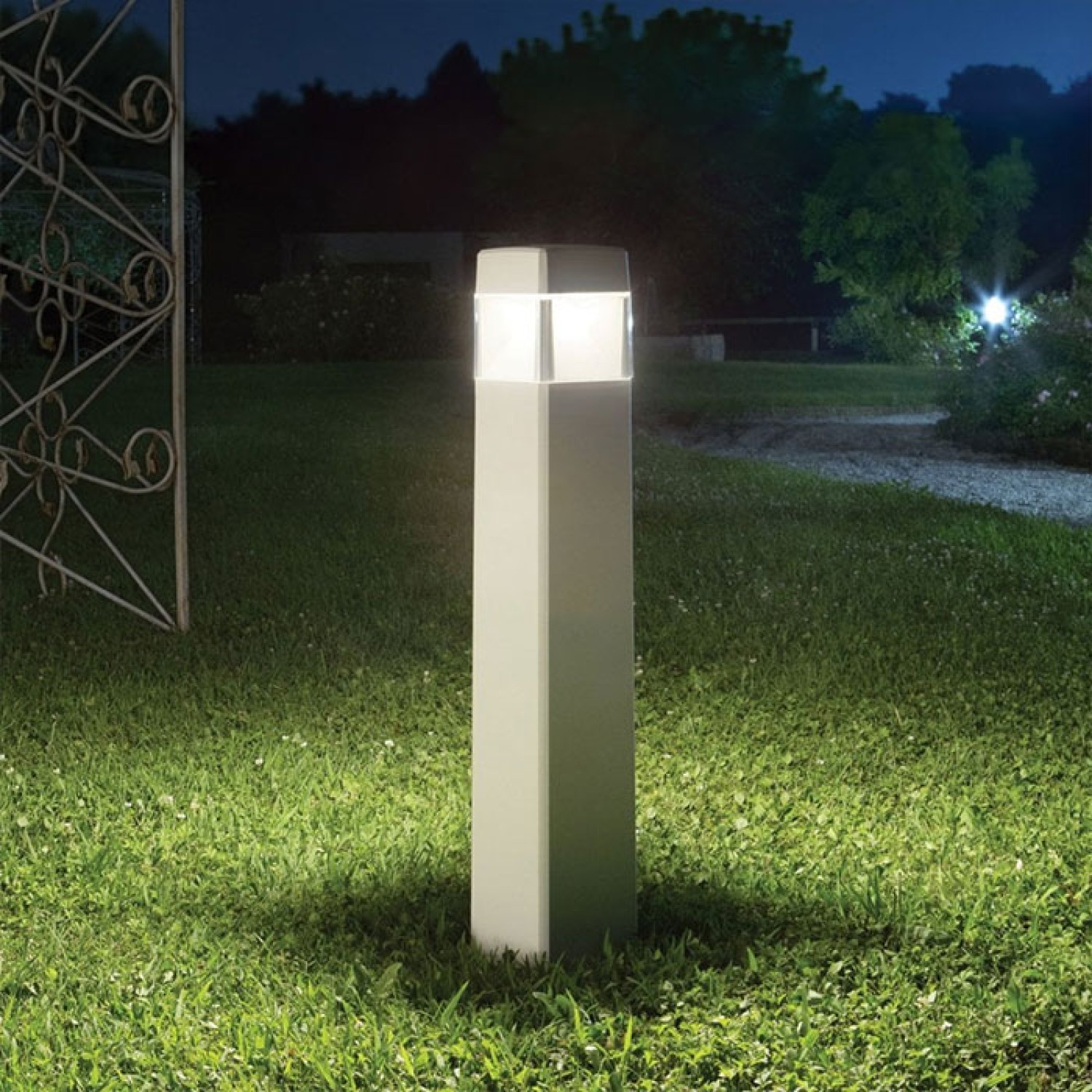 Детайлно изображение на Градински LED стълб ELISA | 80cm | Корпус смола | GX53 | IP55 Снимка на Градински LED стълб ELISA | 80cm | Корпус смола | GX53 | IP55