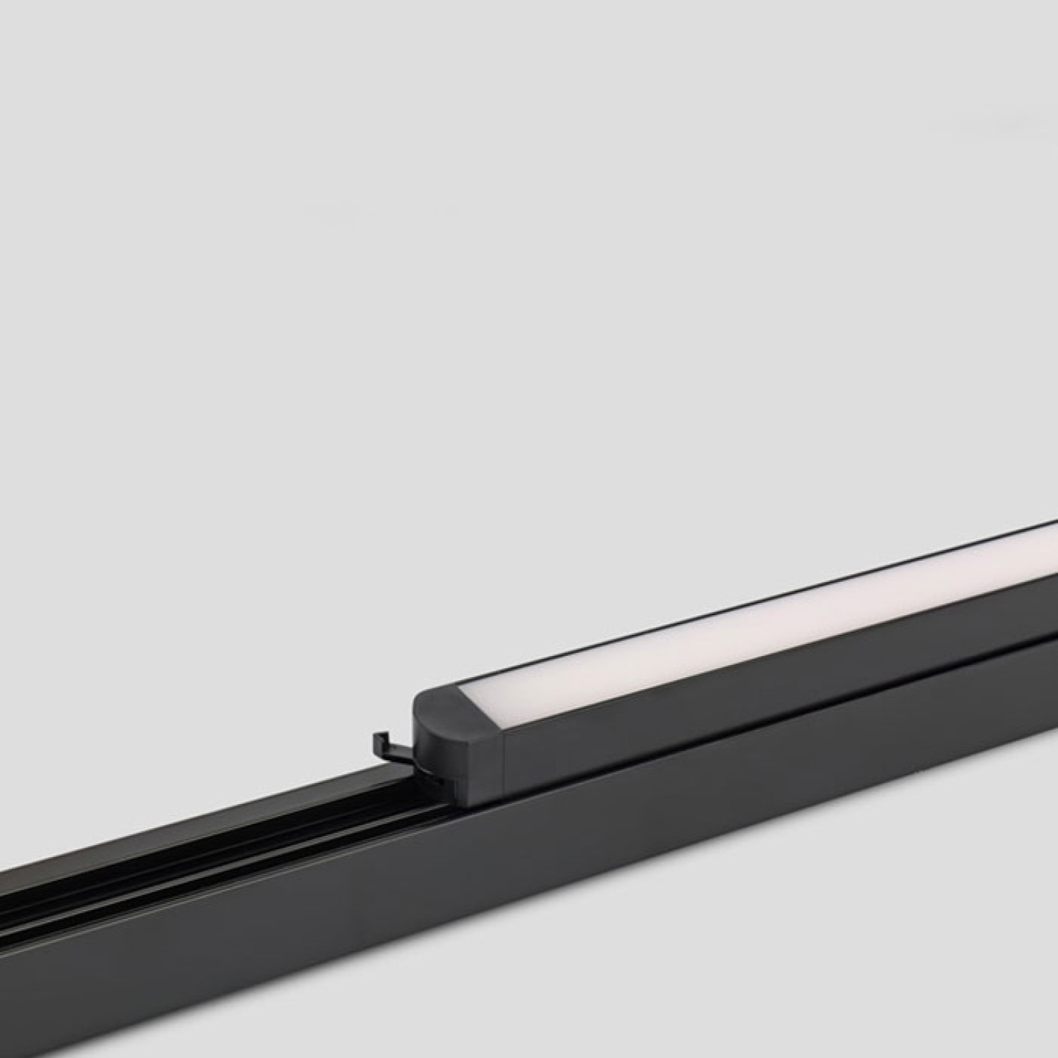 Детайлно изображение на Линеен LED осветител за релсова шина Linia CCT (20W) Снимка на Линеен LED осветител за релсова шина Linia CCT (20W)