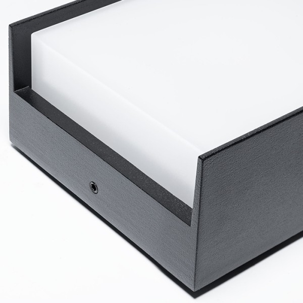 Детайлно изображение на Фасадна влагозащитена лампа Brick | IP65 | 10W | 3000K Снимка на Фасадна влагозащитена лампа Brick | IP65 | 10W | 3000K