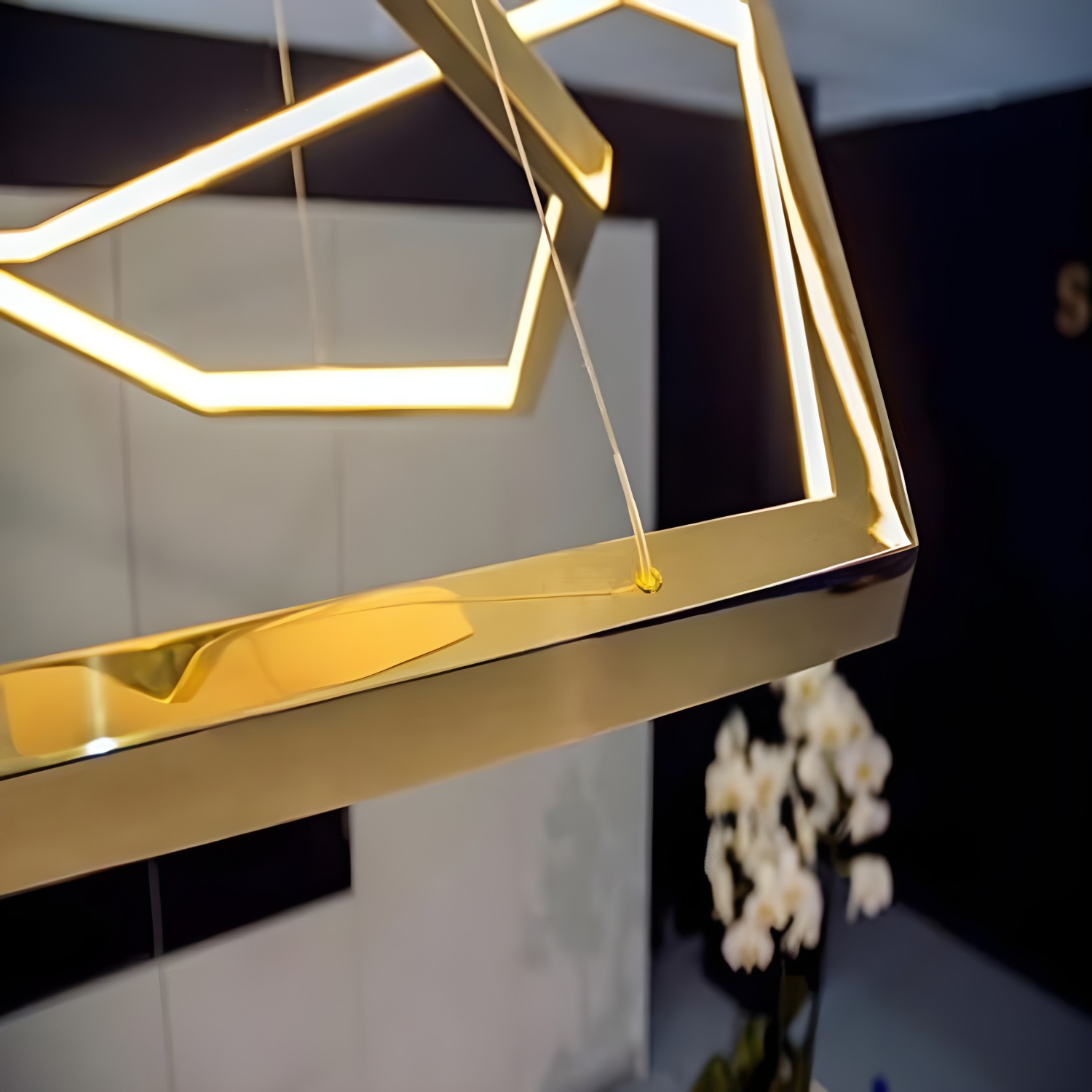 Снимка на Висящ LED полилей Solis | 3 златни рамки | 52W | 3000K